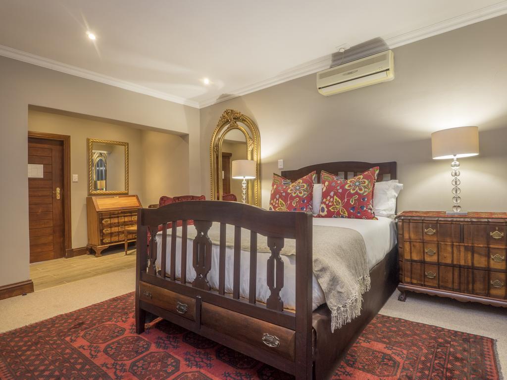 Madison Manor Boutique Hotel นิสนา ภายนอก รูปภาพ